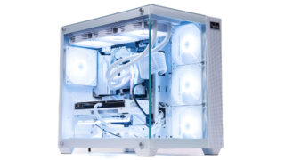 Astromedaの白いゲーミングPC