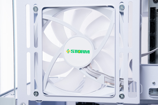 STORMのシール