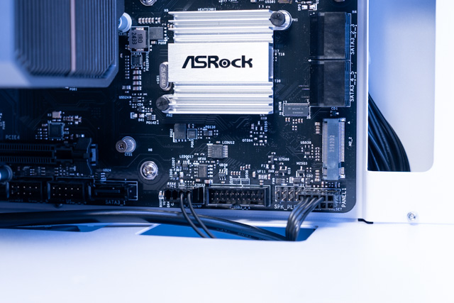 M.2 SSDの空きスロット