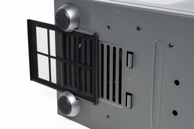 底面の防塵パネル