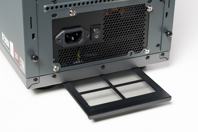 底面の防塵パネル