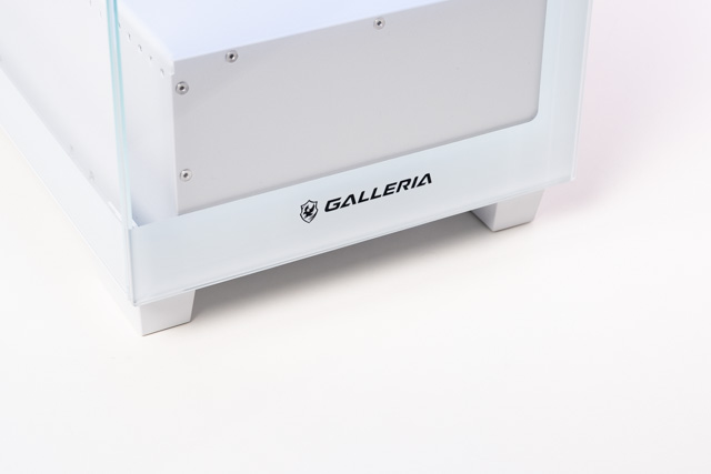 電源直下の防塵フィルター